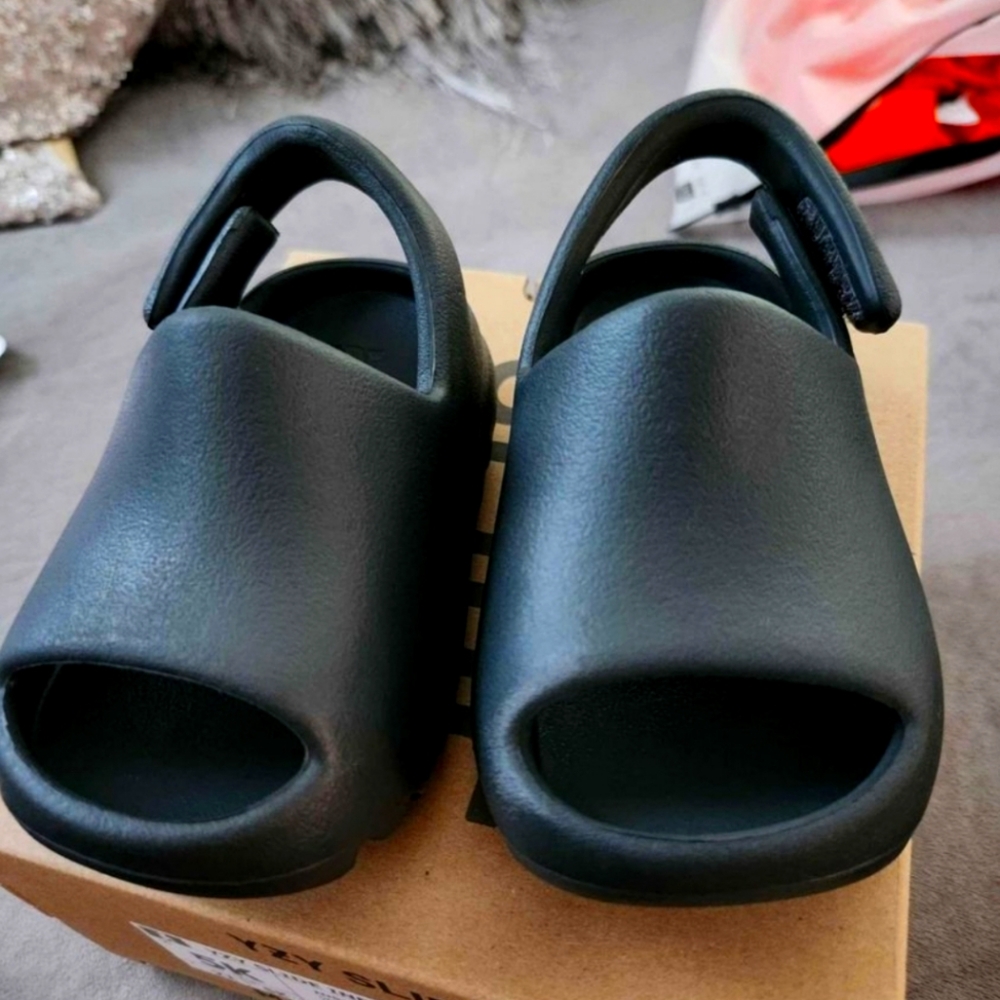 Infant Yeezy Slides Black 5K